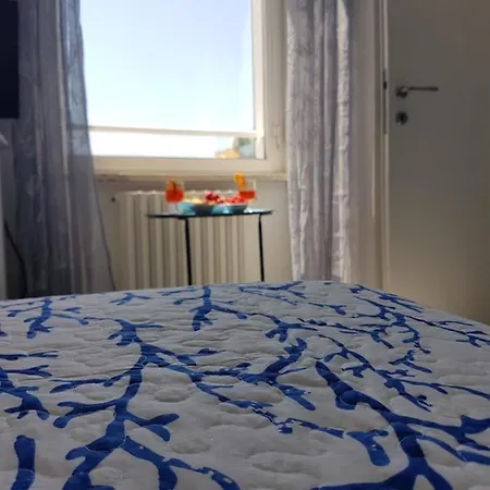 Apartament Libeccio House & Zefiro House *