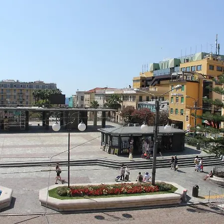 Apartman Libeccio House & Zefiro House